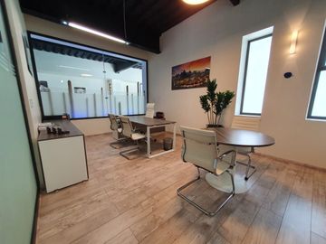 EDIFICIO CORPORATIVO EN VENTA EN METEPEC