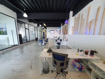 EDIFICIO CORPORATIVO EN VENTA EN METEPEC