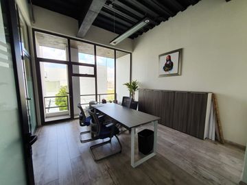 EDIFICIO CORPORATIVO EN VENTA EN METEPEC