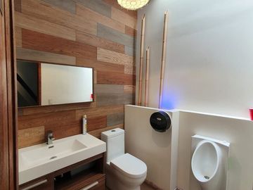 EDIFICIO CORPORATIVO EN VENTA EN METEPEC