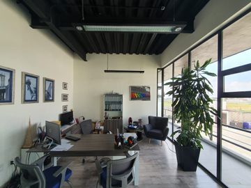 EDIFICIO CORPORATIVO EN VENTA EN METEPEC