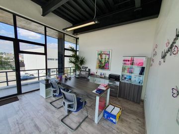 EDIFICIO CORPORATIVO EN VENTA EN METEPEC
