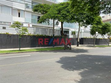 Alquiler De Departamento San Isidro Urb. Corpac.