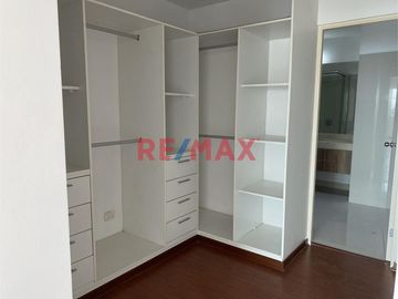 Alquiler De Departamento San Isidro Urb. Corpac.