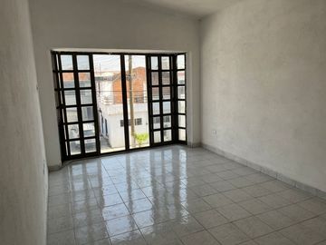 Casa en Venta Remate arreglada lista para Escriturar