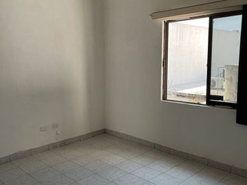 Casa en Venta Remate arreglada lista para Escriturar