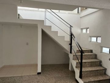 Casa en Venta Remate arreglada lista para Escriturar