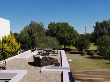 VENTA DE CASA EN BALVANERA GOLF POLO & COUNTRY CLUB QUERETARO FRENTE FAIRWAY