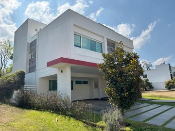Casa en Venta en Arauca 1 Zona Real Zapopan
