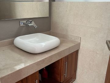 Casa en Venta en Arauca 1 Zona Real Zapopan