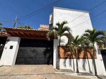 VENTA CASA ROOF GARDEN, TERRAZA Y BALCÓN EN AHUATEPEC CUERNAVACA CAS_5077 CUE/DL
