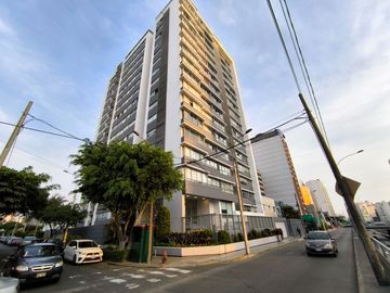 Oportunidad! Venta De Departamento En Miraflores!