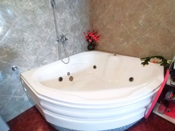 🏡 DEPARTAMENTO EN SANGOLQUÍ – VISTA PANORÁMICA Y JACUZZI
