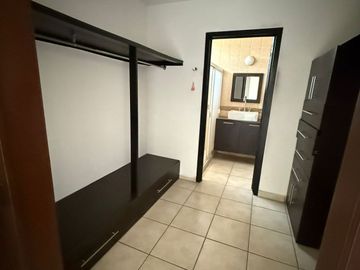Preciosa casa en Villas de Irapuato