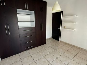 Preciosa casa en Villas de Irapuato
