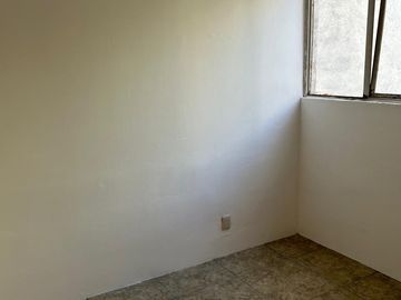 DEPARTAMENTO REMODELADO EN VENTA EN LOMAS DE MORELIA