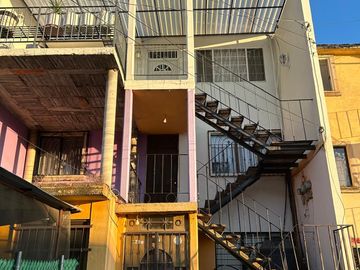 DEPARTAMENTO REMODELADO EN VENTA EN LOMAS DE MORELIA