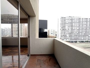 Dpto. Frente a Parque Reducto Vta. $169,000 Miraflores 3 Dormitorio 1 Cochera A.C. 130 mt.