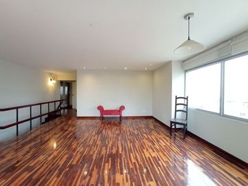 Dpto. Frente a Parque Reducto Vta. $169,000 Miraflores 3 Dormitorio 1 Cochera A.C. 130 mt.