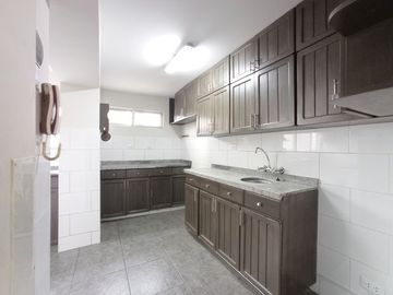Dpto. Frente a Parque Reducto Vta. $169,000 Miraflores 3 Dormitorio 1 Cochera A.C. 130 mt.