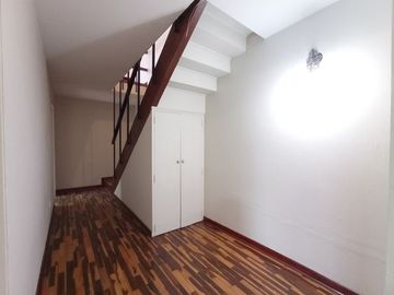 Dpto. Frente a Parque Reducto Vta. $169,000 Miraflores 3 Dormitorio 1 Cochera A.C. 130 mt.