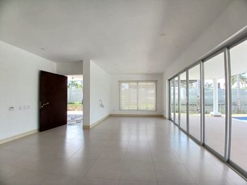 Casa Campestre en Arriendo ubicada en Cerritos