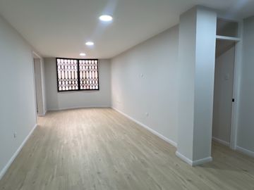 VENTA DEPARTAMENTO 2 PISO. AV. CARRION CERCA UNT