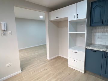 VENTA DEPARTAMENTO 2 PISO. AV. CARRION CERCA UNT
