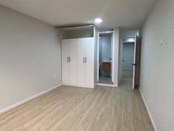 VENTA DEPARTAMENTO 2 PISO. AV. CARRION CERCA UNT