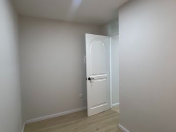VENTA DEPARTAMENTO 2 PISO. AV. CARRION CERCA UNT
