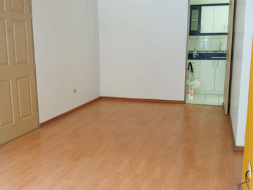 VENTA DPTO PRIMER PISO PLAZA NORTE