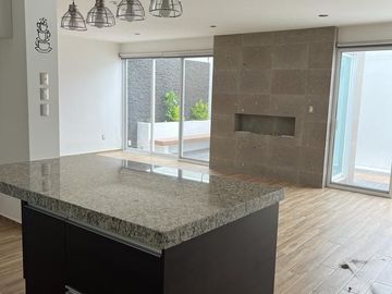 VENTA DE CASA PEDREGAL DE SHOENSTATT DISEÑO PROPIO