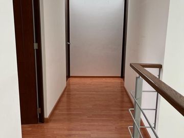 VENTA DE CASA PEDREGAL DE SHOENSTATT DISEÑO PROPIO