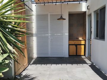 Luminosa casa en venta en Zakia con 3 recámaras y área de estudio ideal para recámara de visitas.