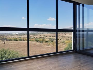 Luminosa casa en venta en Zakia con 3 recámaras y área de estudio ideal para recámara de visitas.