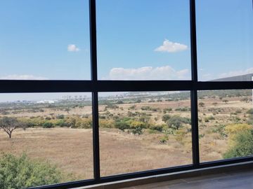 Luminosa casa en venta en Zakia con 3 recámaras y área de estudio ideal para recámara de visitas.