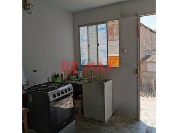 ¡Casa Prefabricada En Pachacútec, Ventanilla! 🏡 Precio De Ocasión Como Terreno