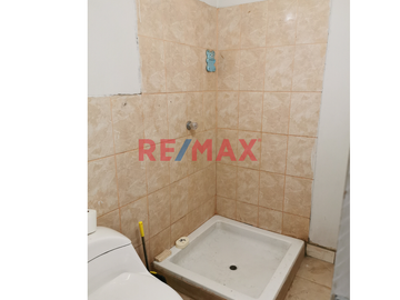¡Casa Prefabricada En Pachacútec, Ventanilla! 🏡 Precio De Ocasión Como Terreno