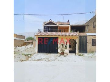 🏡 ¡Oportunidad Única! Amplia Casa Familiar En Venta, Distrito Lurigancho, Provincia Y Departamento Lima 🌟