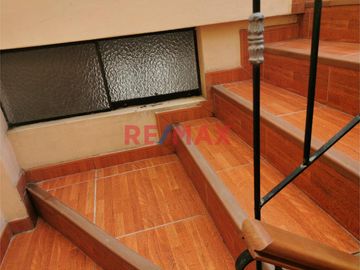 🏡 ¡Oportunidad Única! Amplia Casa Familiar En Venta, Distrito Lurigancho, Provincia Y Departamento Lima 🌟