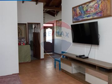 CASA, LOCAL Y LOTE EN VENTA EN EL RETORNO