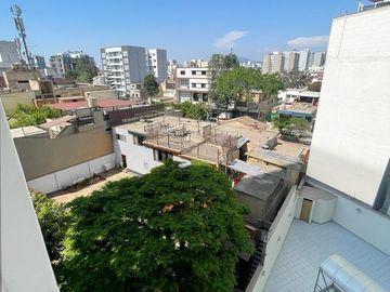 DEPARTAMENTO 68 M2,03 DORMITORIOS, AV.SAN FELIPE CDRA 7, JESUS MARIA