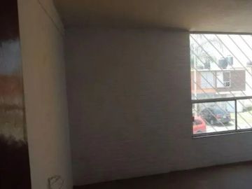 BONITA Y AMPLIA CASA EN RECUPERACIÓN BANCARIA (NO CREDITOS), EXCELENTE UBICACIÓN EN EL FRACC. BOSQUES DEL PILAR, PUEBLA