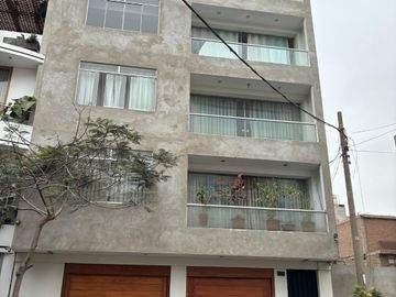 Venta Edificio Con 08 Departamentos