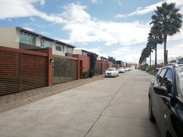 Venta Casa fraccinamiento en Villas del Campo, Calimaya