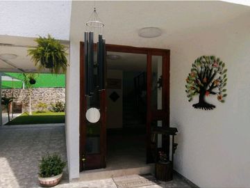 Casa en condominio con vigilancia las 24hrs. Burgos, Temixco