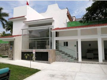 Casa en condominio con vigilancia las 24hrs. Burgos, Temixco