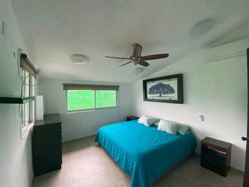 Casa en condominio con vigilancia las 24hrs. Burgos, Temixco