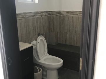 Casa en condominio con vigilancia las 24hrs. Burgos, Temixco