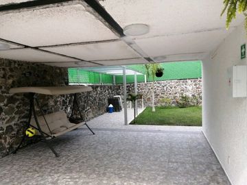 Casa en condominio con vigilancia las 24hrs. Burgos, Temixco